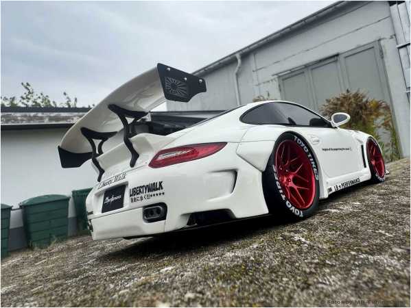 1:18 Porsche 911 Typ997 Liberty Walk LB Performance Edition - NEU